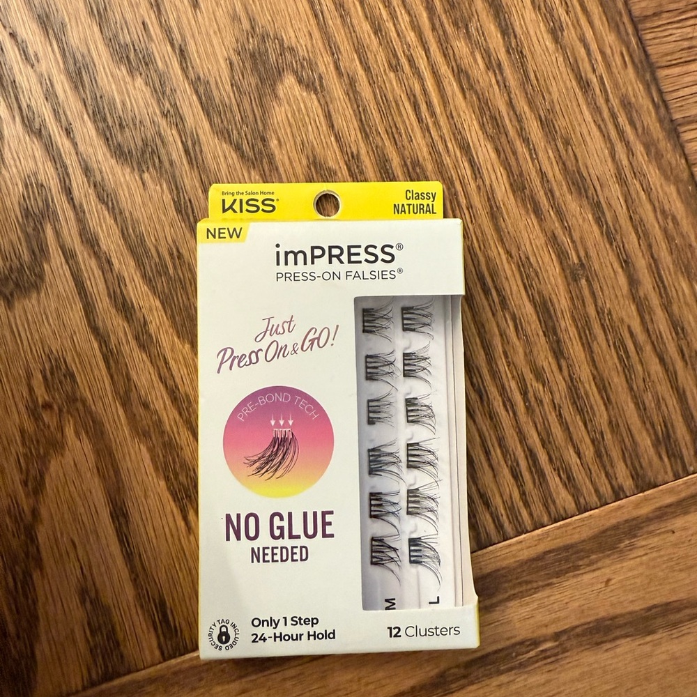 imPRESS Press-On Lashes - Easy Application